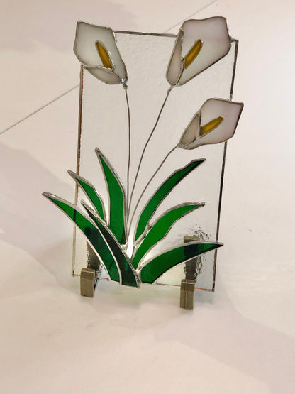 Decoración del hogar atrapasueños de vidrieras de lirio | Regalos florales únicos para ella.