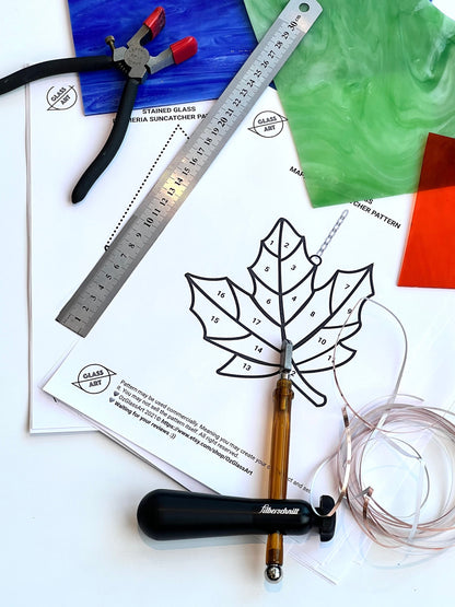 Maple Leaf Stained Glass Pattern • Bundle autumn and spring suncatcher pattern